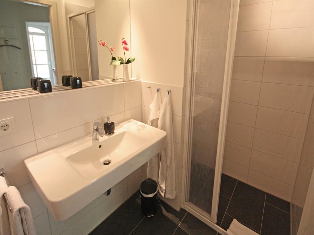 Haus Meeresblick - Ferienwohnung Fischerhues Baabe Exterior photo